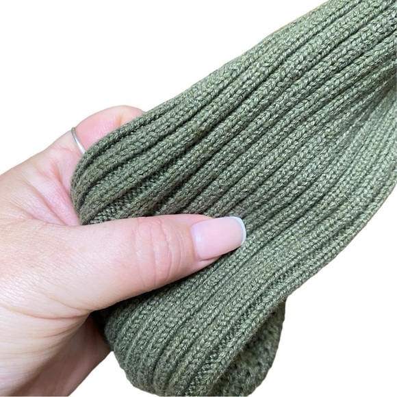 Rachel Zoe Knit Button Shoulder Sweater I Size: XS - Picture 9 of 9